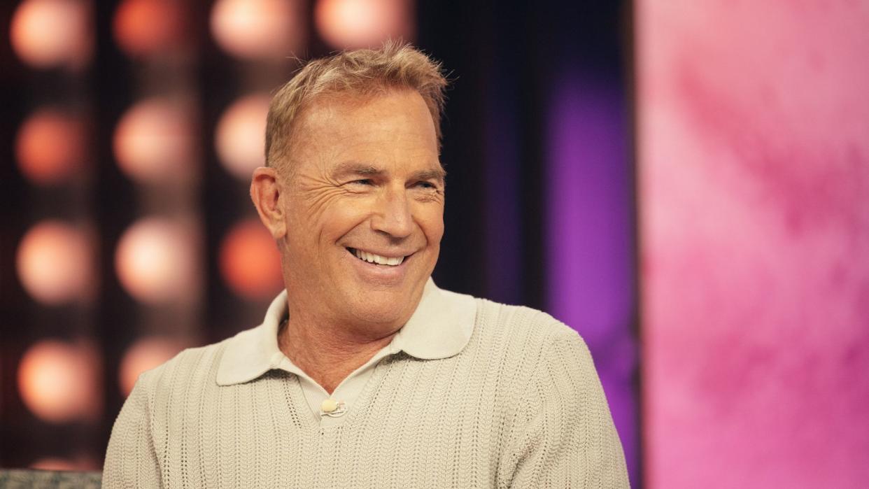 THE KELLY CLARKSON SHOW -- Episode 7I176 -- Pictured: Kevin Costner