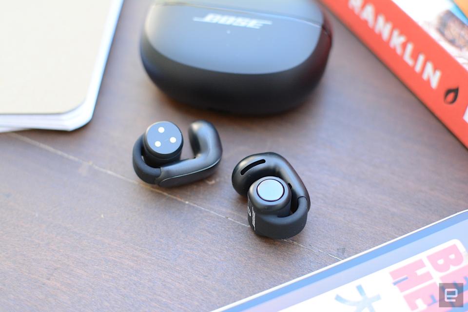 <p>Bose’s new open-fit earbuds are more of a fashion accessory than wearable and come with some inherent trade-offs.</p>
