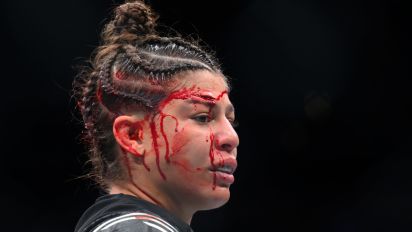 MMA Junkie - No, Mayra Bueno Silva was not hit in the head with an