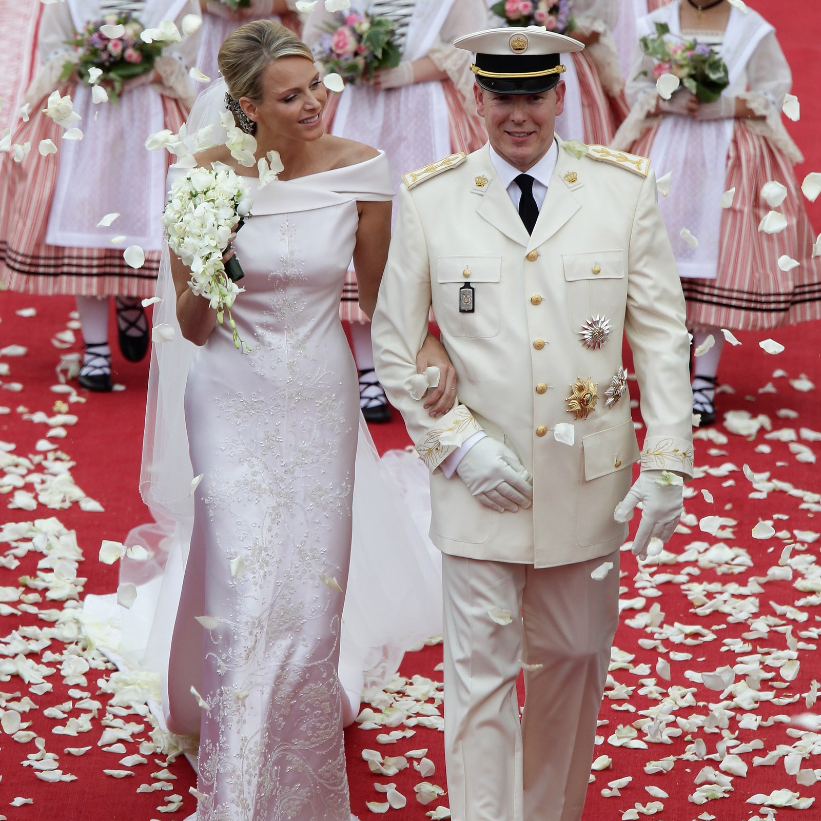 13 años de la boda real entre Alberto y Charlène de Mónaco: un repaso por los vestidos de la novia y los invitados más destacados