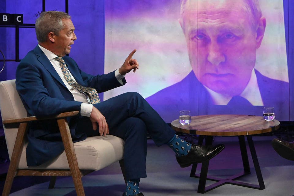 Nigel Farage Ukraine war stance shot down by British Army ex-head Lord Dannatt